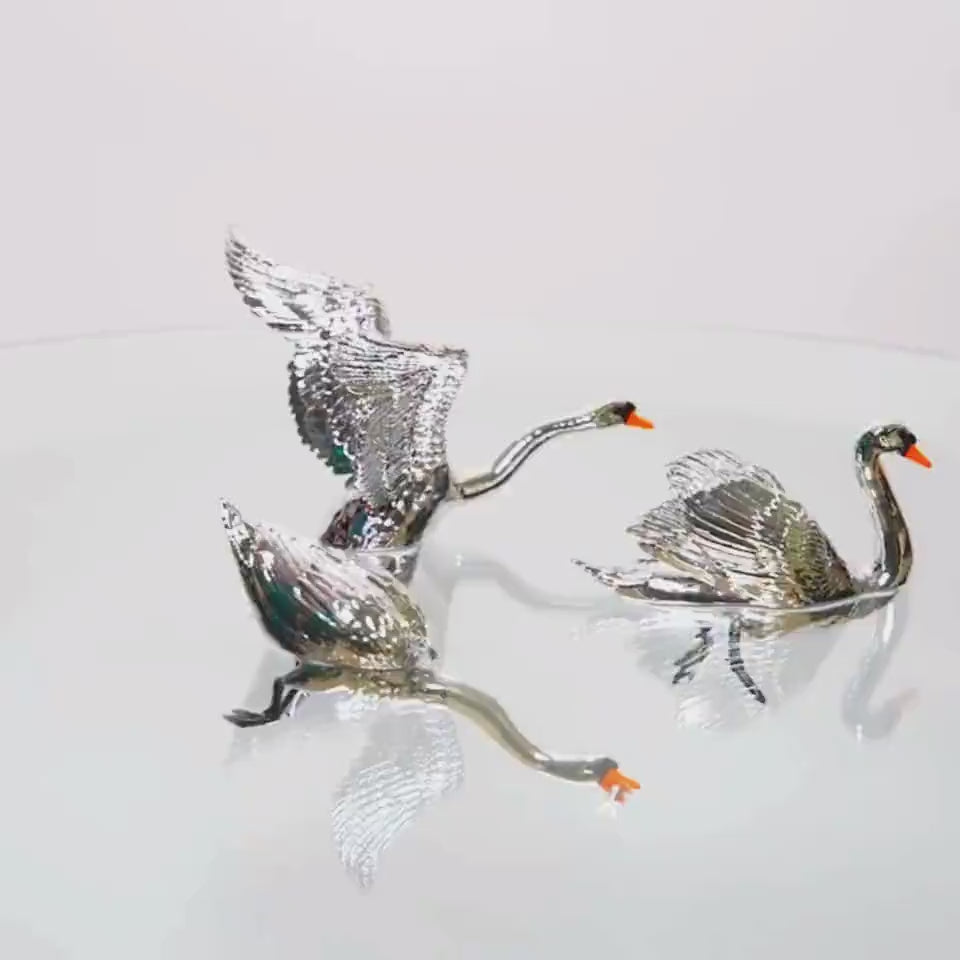 Serenity Swan Set