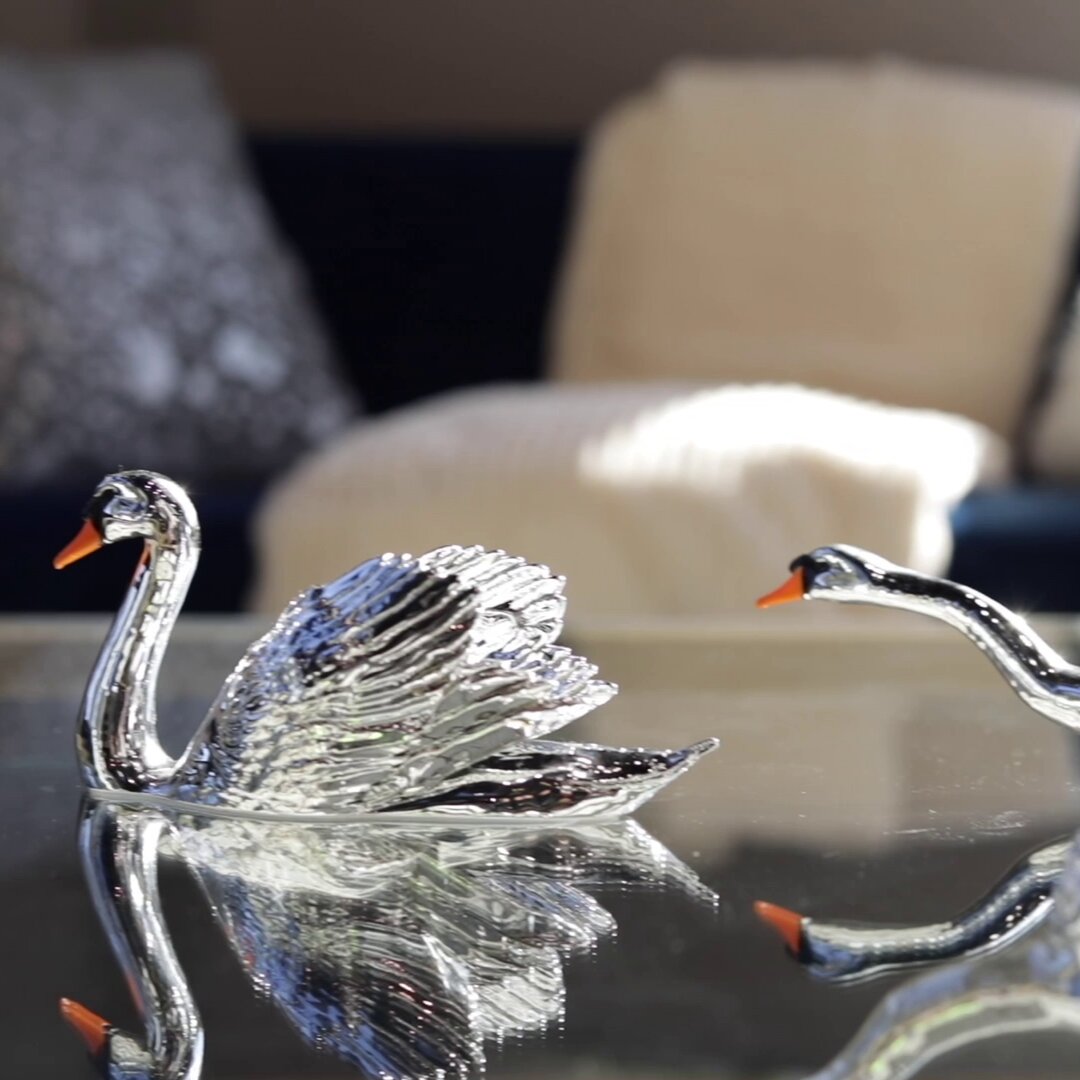 Serenity Swan Set